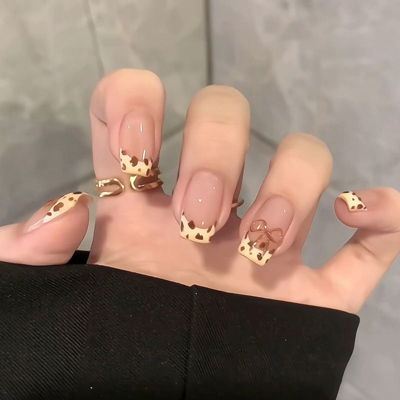 Nail Art Leopard - handmade press on nails almond medium