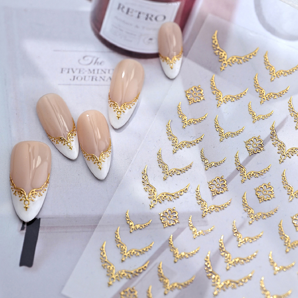 Nail Art Chrome - 3D Gold Stamping V-Shaped French Tips